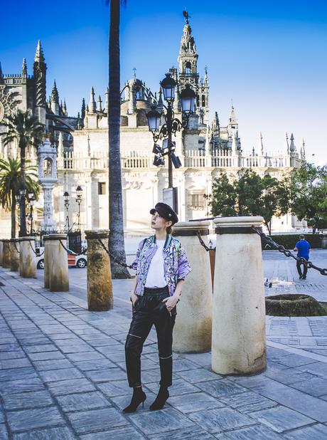 LA GIRALDA--SPORTY CHIC
