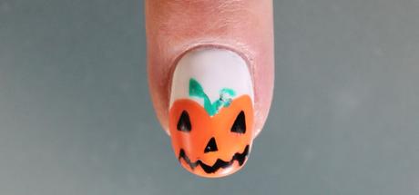 diseño de uñas paso a paso calabaza de halloween