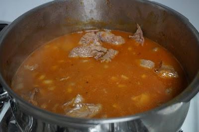 Guiso de ternera con patatas y alcachofas