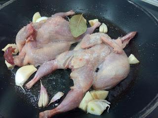 CODORNICES AL AJILLO CODORNICES AL AJILLO