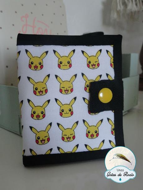 Funda Amiibos y Pikachu.