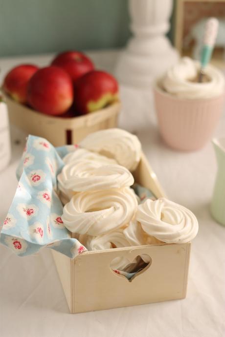 Coronitas de merengue