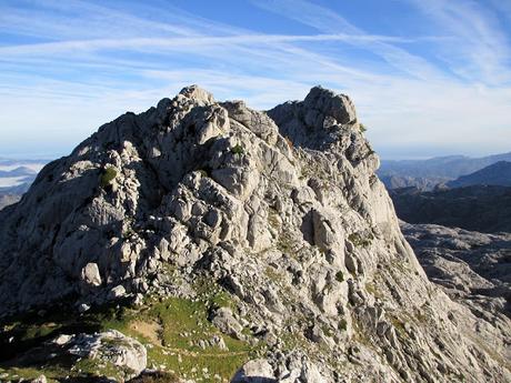 PICOS DE EUROPA: TORRE DE ALBA O DE LOS TRAVIESOS (I) PICOS DE EUROPA: TORRE DE ALBA O DE LOS TRAVIESOS (I)