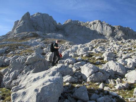 PICOS DE EUROPA: TORRE DE ALBA O DE LOS TRAVIESOS (I) PICOS DE EUROPA: TORRE DE ALBA O DE LOS TRAVIESOS (I)