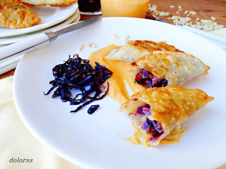 Empanadillas de col lombarda con crema de boniato Empanadillas de col lombarda con crema de boniato