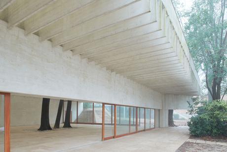 Nordic Pavilion in Venice / Sverre Fehn