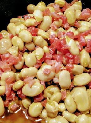 Habitas baby al ajillo salteadas con jamón Habitas baby al ajillo salteadas con jamón