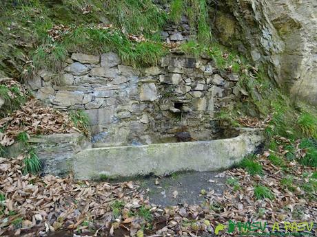 Ruta Pomar de las Montañas: Fuente del Cheirón