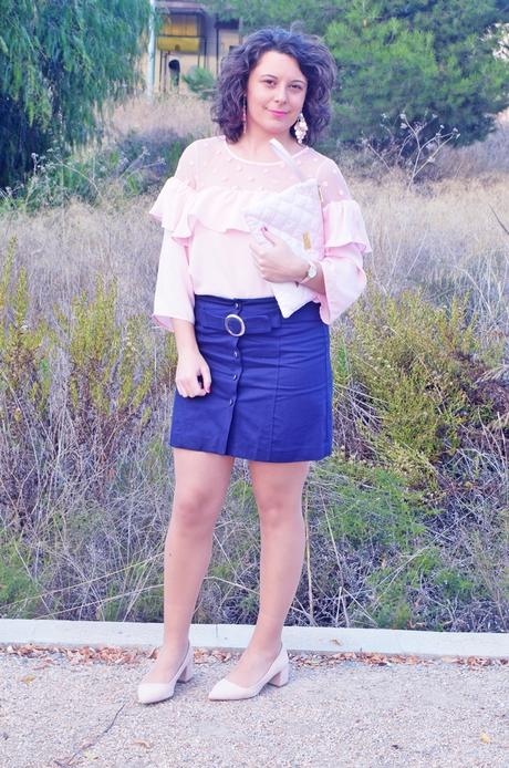 Falda azul con botonadura Falda azul con botonadura