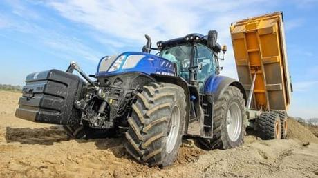 New Holland T7 New Holland T7-entre-los-10-tractores-mas-caros-del-mundo