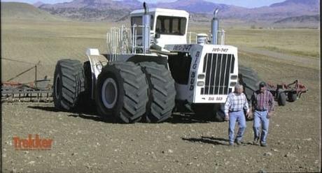 Big Bud 747 Big Bud 747-entre-los-10-tractores-mas-caros-del-mundo