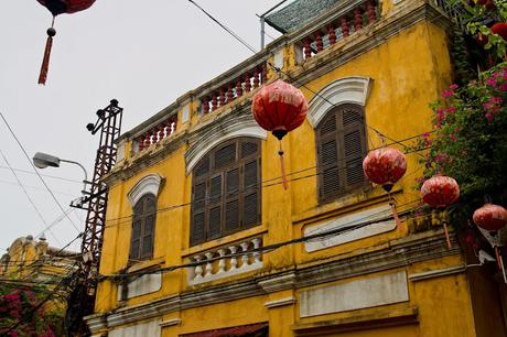 CRÓNICAS DE INDOCHINA: HOI AN Y LA TRAMPA DEL RAMBUTÁN