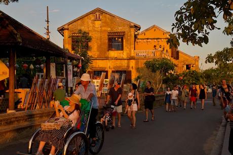 CRÓNICAS DE INDOCHINA: HOI AN Y LA TRAMPA DEL RAMBUTÁN