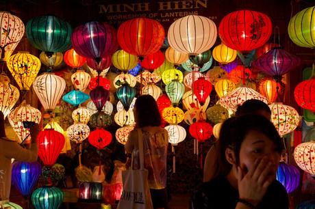 CRÓNICAS DE INDOCHINA: HOI AN Y LA TRAMPA DEL RAMBUTÁN