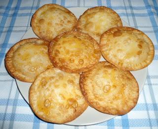 EMPANADILLAS DE QUESO FRESCO