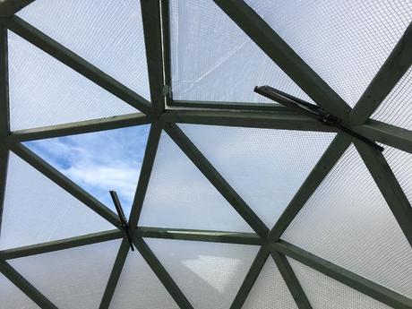 Cómo hacer un invernadero domo con poco dinero Cómo hacer un invernadero domo con poco dinero