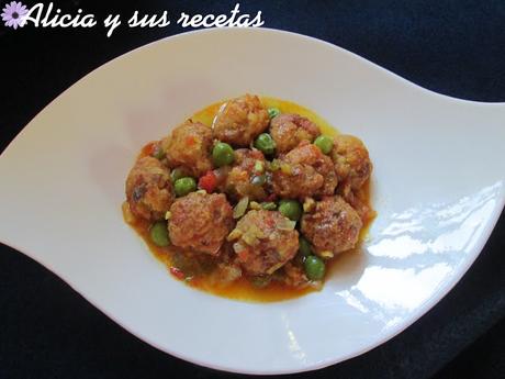 ALBÓNDIGAS DE RAPE Y JAMÓN SERRANO EN SALSA DE AZAFRÁN