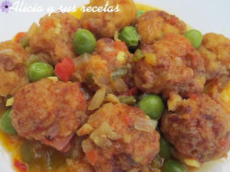 ALBÓNDIGAS DE RAPE Y JAMÓN SERRANO EN SALSA DE AZAFRÁN