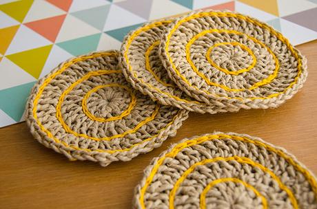 Posavasos de ganchillo con fibra natural