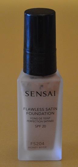 “Sensai Fundations” de SENSAI - el arte de iluminar con seda