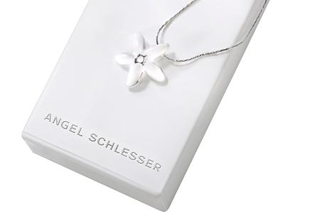 La Elegancia y la Feminidad de Angel Schlesser Femme Jewel Edition By Lulu Figueroa