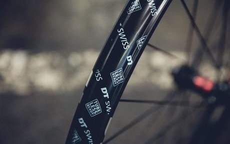 ¿Cómo convertir una rueda de mtb en tubeless?