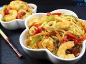 Noodles verdura langostinos olla