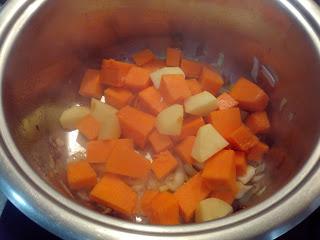 CREMA DE CALABAZA, PATATA Y PUERROS