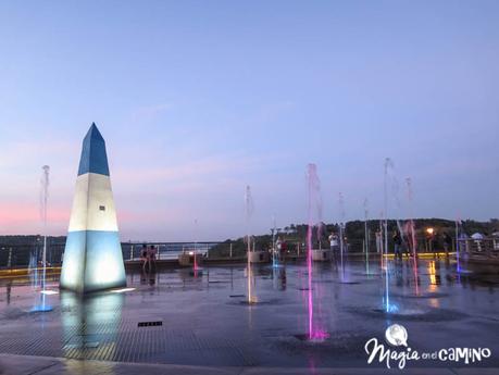 El hito de las tres fronteras y el paseo por la costanera en Puerto Iguazú