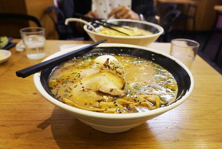 Dosanko Larmen París