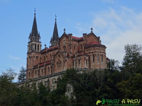 Peña Sienra desde Covadonga: Basílica