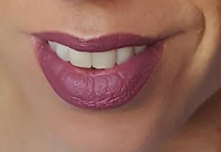 labial sunj showers mate de Colourpop