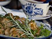 Pollo Guisado Cuarenta Dientes Hierbas Aromáticas