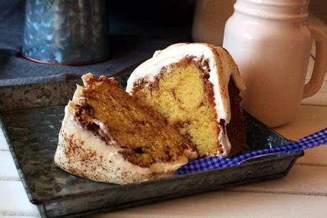 Cinnamon Roll Bundt Cake