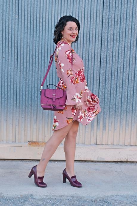 Vestido cruzado estampado floral