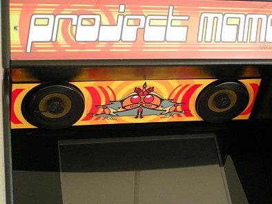 Creó su propia maquina arcade con un panel de control personalizado