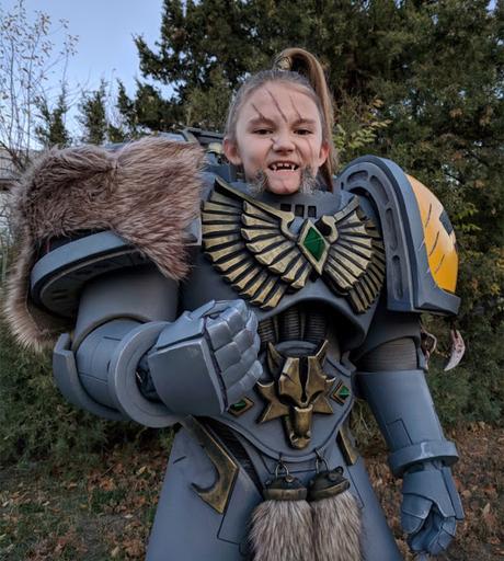 Niña-Loba Espacial y las mujeres Astarte Niña-Loba Espacial y las mujeres Astarte