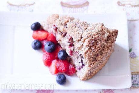 Coffee cake integral de frutos rojos