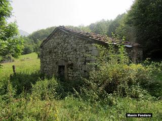 Cortes-Pena Ruea (Peña Rueda)-Lindes