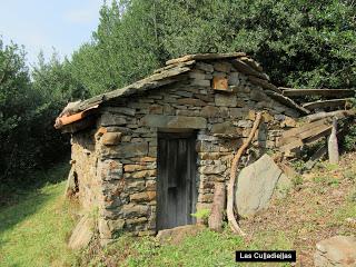 Cortes-Pena Ruea (Peña Rueda)-Lindes