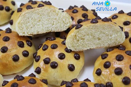 Bollitos de leche con pepitas thermomix