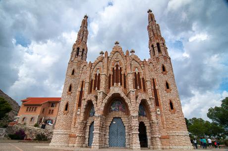 Santuario Sta. María Magdalena y Castillo de la Mola. Novelda.