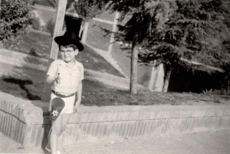 El mundo cuando yo era John Wayne / Redux