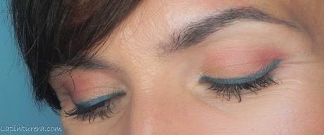 El vídeo de los domingos: Tutorial de maquillaje. Eyeliner teal y labial marrón metalizado