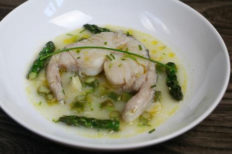 Cogote de Merluza en Salsa Verde de Trigueros Cogote de Merluza en Salsa Verde de Trigueros