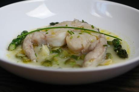 Cogote de Merluza en Salsa Verde de Trigueros Cogote de Merluza en Salsa Verde de Trigueros
