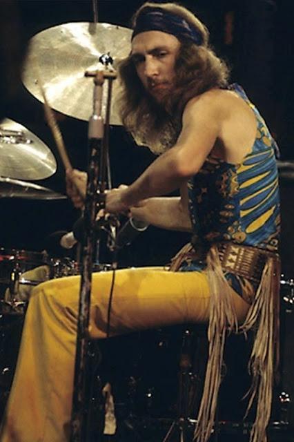 Efemérides del Rock y Heavy Metal: Qué pasó un 12 de Noviembre