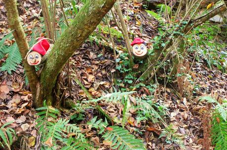 Ven a buscar Tions de Navidad en el bosque mágico de Rukimon