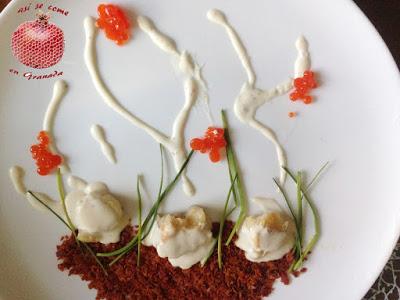 Rape con arena de jamón y caviar de piquillos Rape con arena de jamón y caviar de piquillos