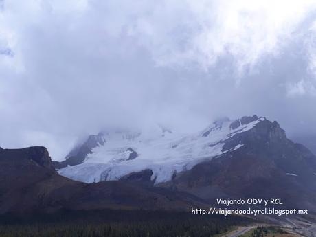 Glaciar Athabasca Glaciar Athabasca, Montañas rocosas Canadienses, Viajando ODV Y RCL https://viajandoodvyrcl.blogspot.mx